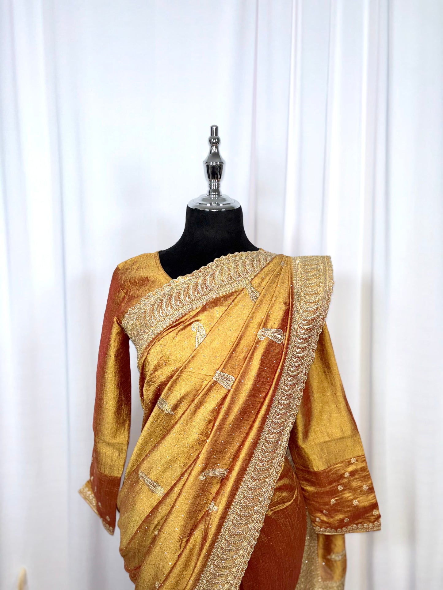 Saree prêt à porter/ One minute saree - Dune Dorée