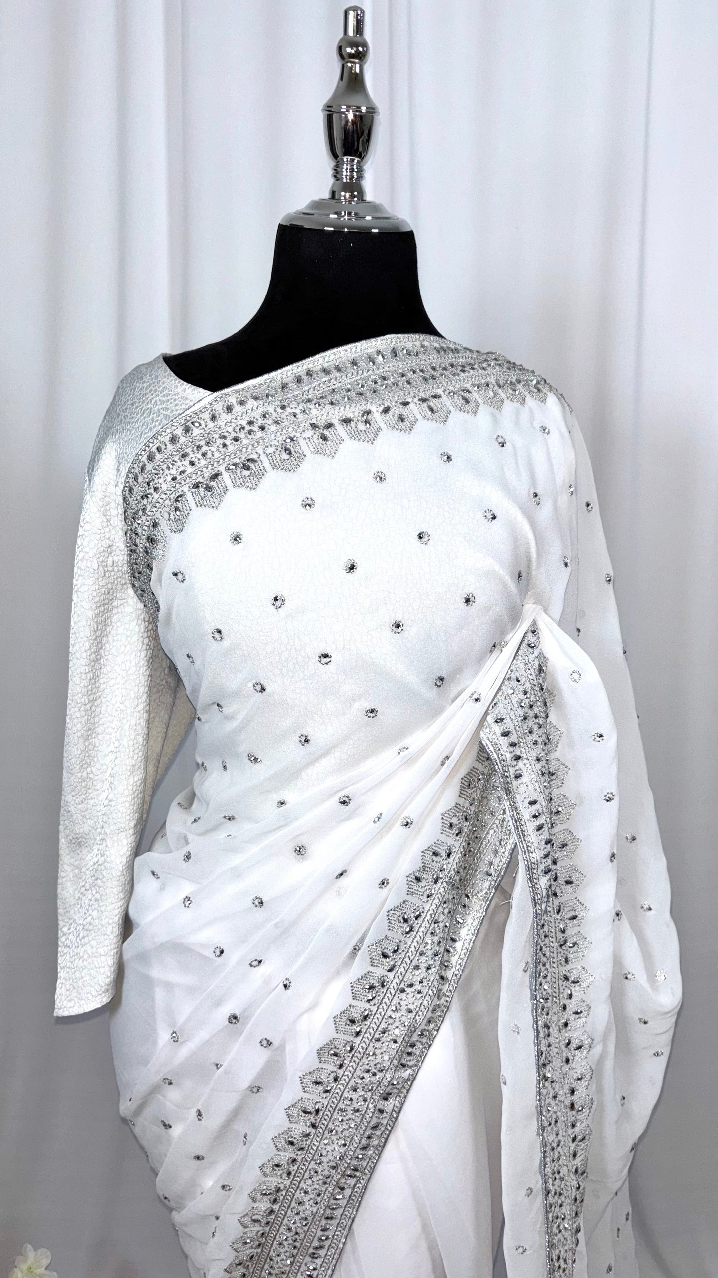 Saree traditionnel - Milky Moon