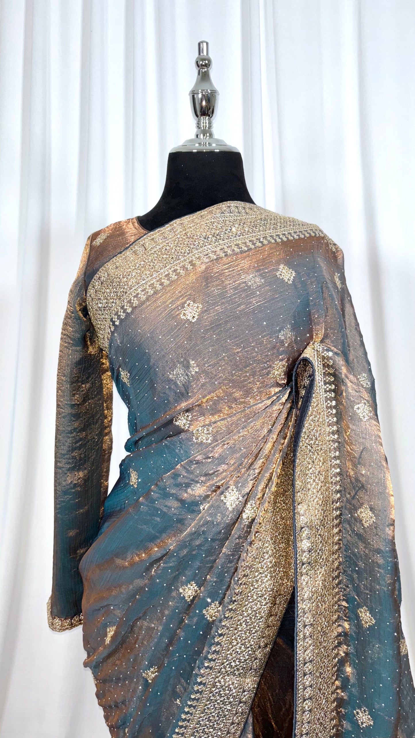Saree prêt à porter/ One minute saree - Brune Maharani